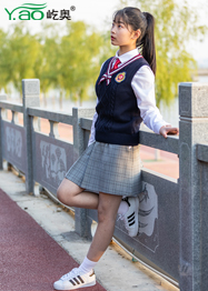 屹奧初高中校服百褶裙新款 屹奧初高中校服百褶裙新款